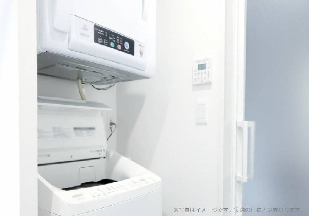 部屋には冷蔵庫/洗濯機/居室照明が備え付け！引越し費用も抑えられます。
